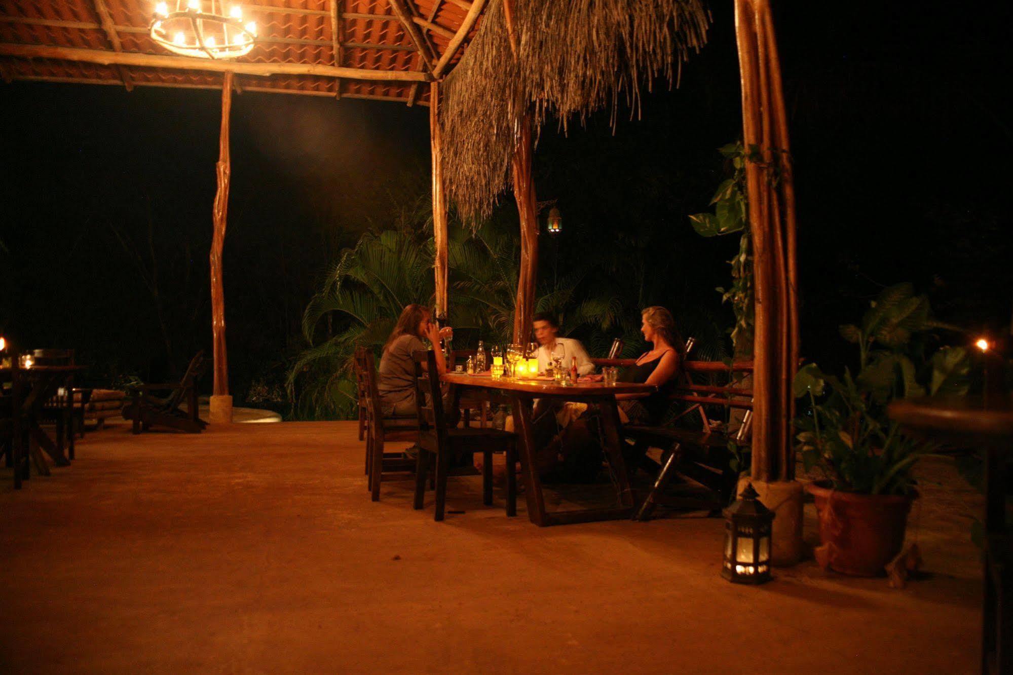 Mundo Milo Eco Lodge Paraiso  Luaran gambar